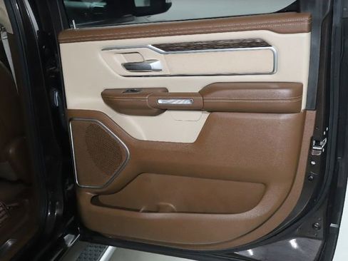 Used 2019 RAM 1500 Laramie image 21