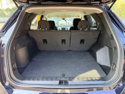 Used 2020 Chevrolet Equinox LS w/ LS Convenience Package AWD/4WD image 26