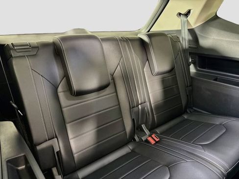 Certified 2024 Volkswagen Atlas SEL AWD/4WD image 31