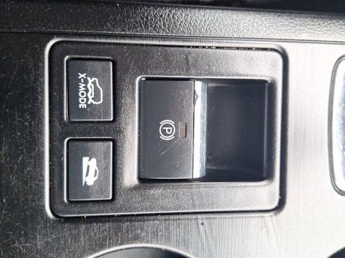 Used 2017 Subaru Outback 2.5i Limited image 23