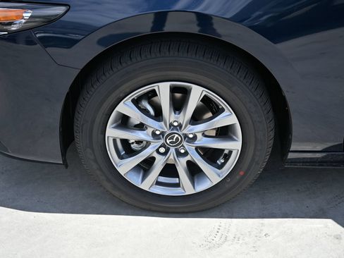 New 2026 MAZDA MAZDA3 s FWD image 32
