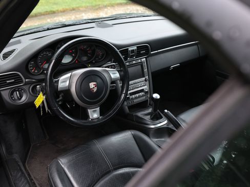 Used 2007 Porsche 911 Cabriolet image 2
