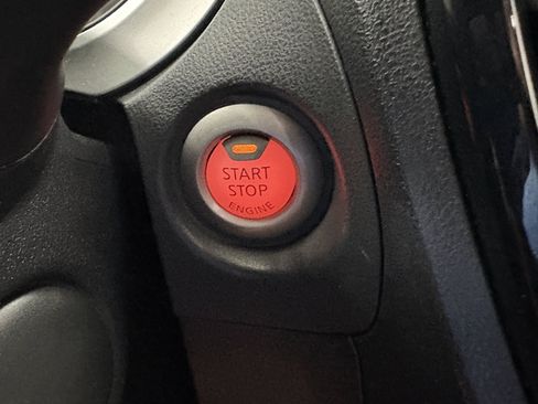 Used 2017 Nissan Juke SV FWD image 18
