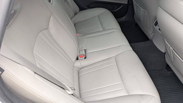 Used 2015 Hyundai Genesis 3.8 RWD image 24