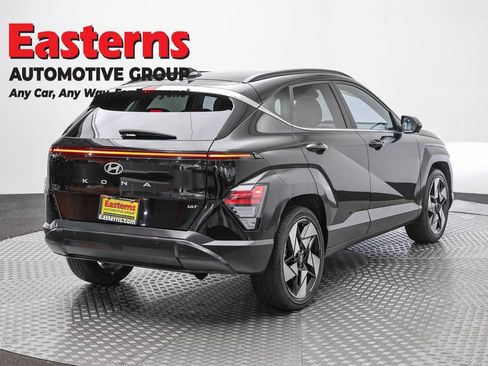 Used 2024 Hyundai Kona Limited FWD image 5