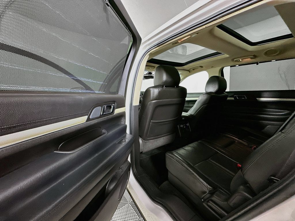 Used 2014 Lincoln MKT AWD w/ Equipment Group 201A image 17