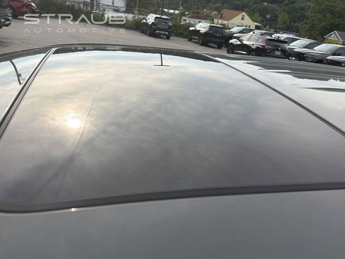 Used 2019 Dodge Durango R/T w/ Blacktop Package AWD/4WD image 23