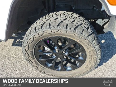 Used 2021 Jeep Wrangler Unlimited Sahara 4xe image 29