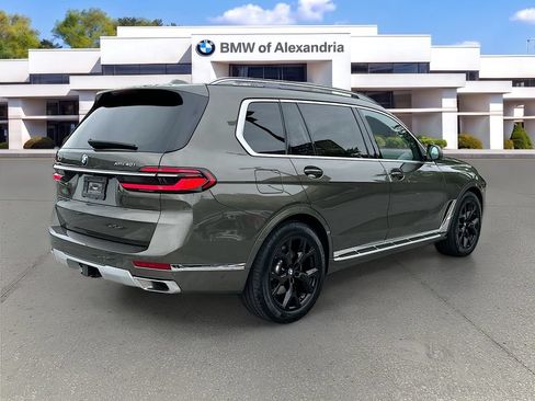 Certified 2024 BMW X7 xDrive40i w/ Executive Package AWD/4WD image 7
