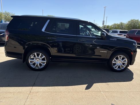 Used 2022 Chevrolet Tahoe High Country w/ Max Trailering Package AWD/4WD image 11