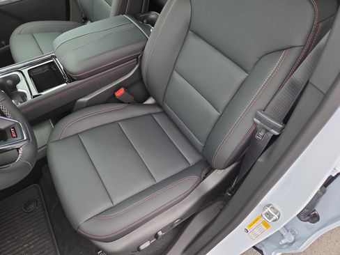 New 2026 Chevrolet Traverse Z71 w/ Driver Confidence Package image 6