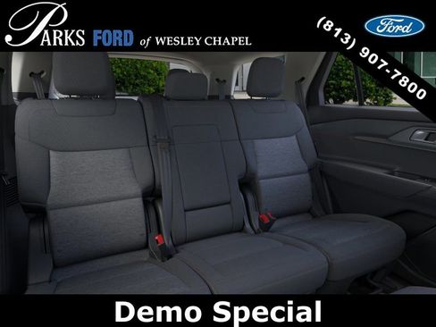 New 2026 Ford Explorer Active RWD image 11