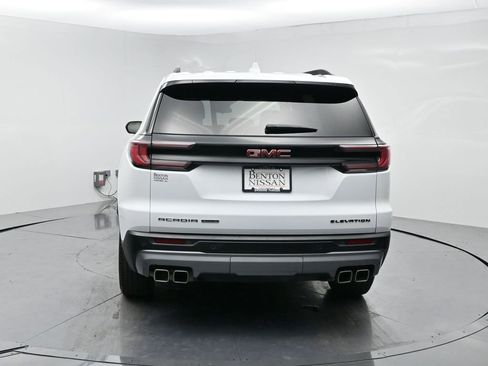 Used 2025 GMC Acadia Elevation AWD/4WD image 19
