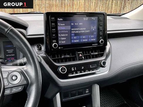 Certified 2022 Toyota Corolla Cross LE w/ Black Badges Package (TMS) AWD/4WD image 7