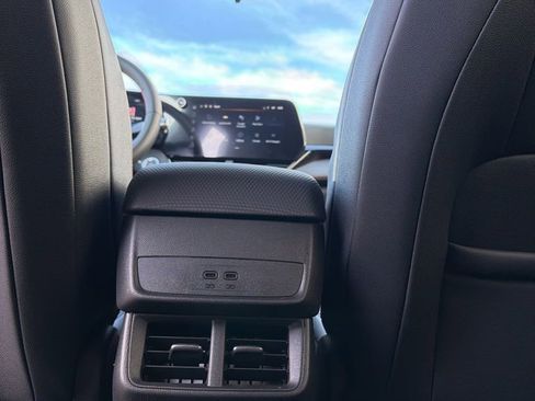 New 2026 Chevrolet Equinox RS image 23