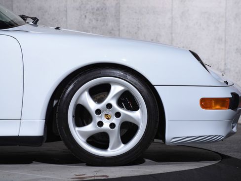 Used 1998 Porsche 911 Carrera S image 34