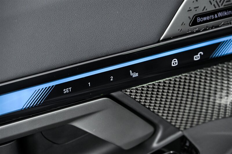 Used 2026 BMW M5 Touring AWD/4WD image 30
