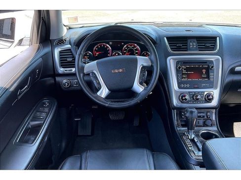 Used 2016 GMC Acadia SLT AWD/4WD image 5