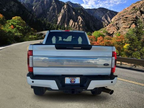 Used 2019 Ford F350 Platinum w/ Platinum Ultimate Package image 4