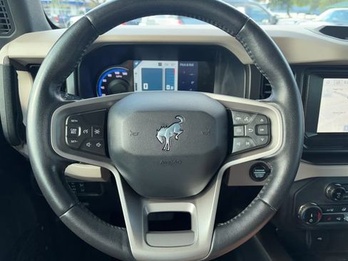 Used 2022 Ford Bronco Wildtrak AWD/4WD image 11