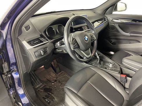 Used 2020 BMW X1 xDrive28i w/ Convenience Package image 3