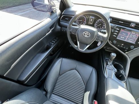 Used 2019 Toyota Camry SE image 22