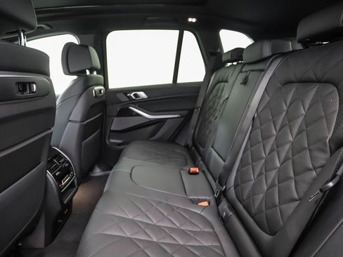 New 2026 BMW X5 xDrive50e image 22