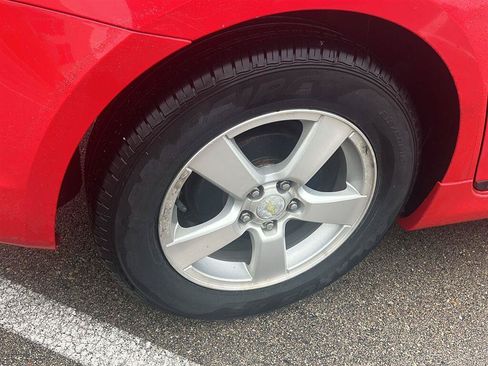 Used 2014 Chevrolet Cruze LT w/ RS Package FWD image 17
