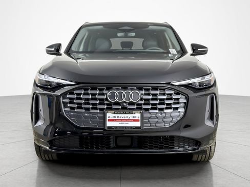 Used 2025 Audi Q5 Premium w/ Convenience Package AWD/4WD image 8