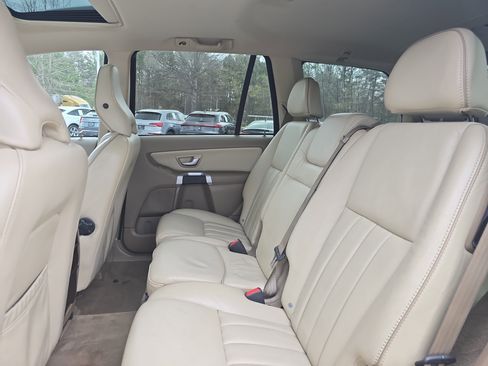 Used 2013 Volvo XC90 3.2 image 13