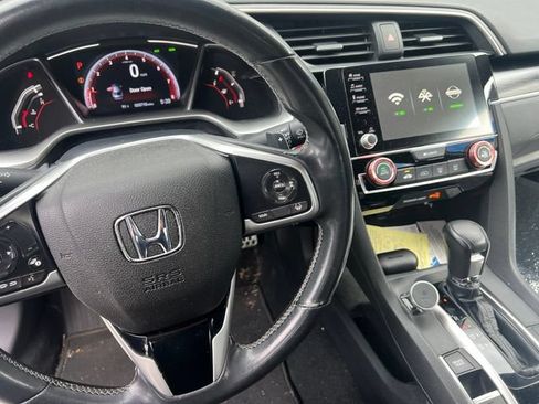 Used 2020 Honda Civic Sport image 2