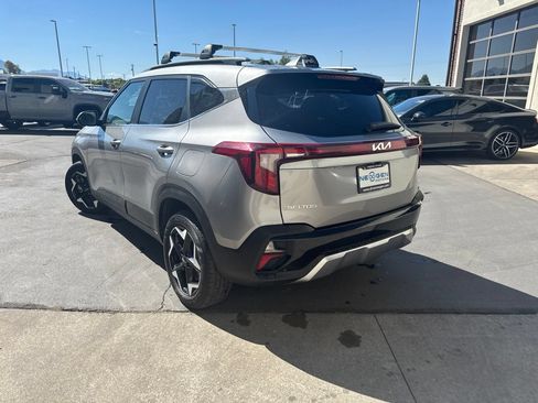 Used 2025 Kia Seltos EX w/ EX Sunroof Package AWD/4WD image 6