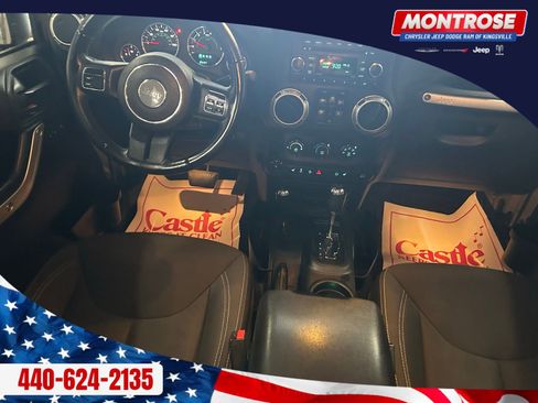 Used 2017 Jeep Wrangler Unlimited Sahara image 24