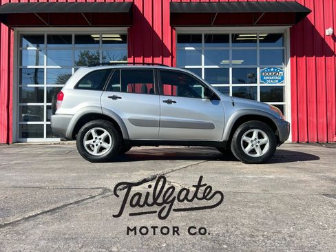 Used 2002 Toyota RAV4 4WD image 1