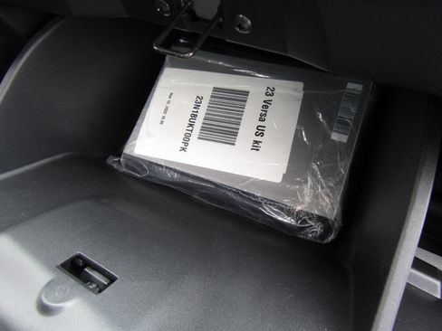 Used 2023 Nissan Versa S FWD image 23