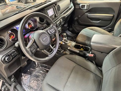 Used 2021 Jeep Wrangler Unlimited Sport image 18
