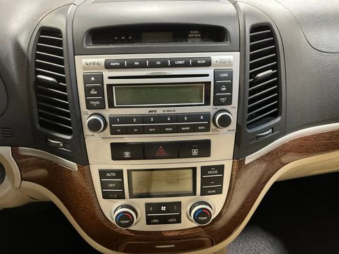 Used 2008 Hyundai Santa Fe 2WD image 24
