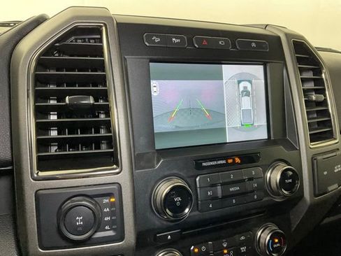 Certified 2018 Ford F150 Raptor w/ Equipment Group 802A Luxury image 24