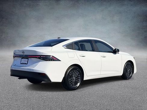 New 2026 Nissan Sentra SV w/ SV Convenience Package FWD image 2