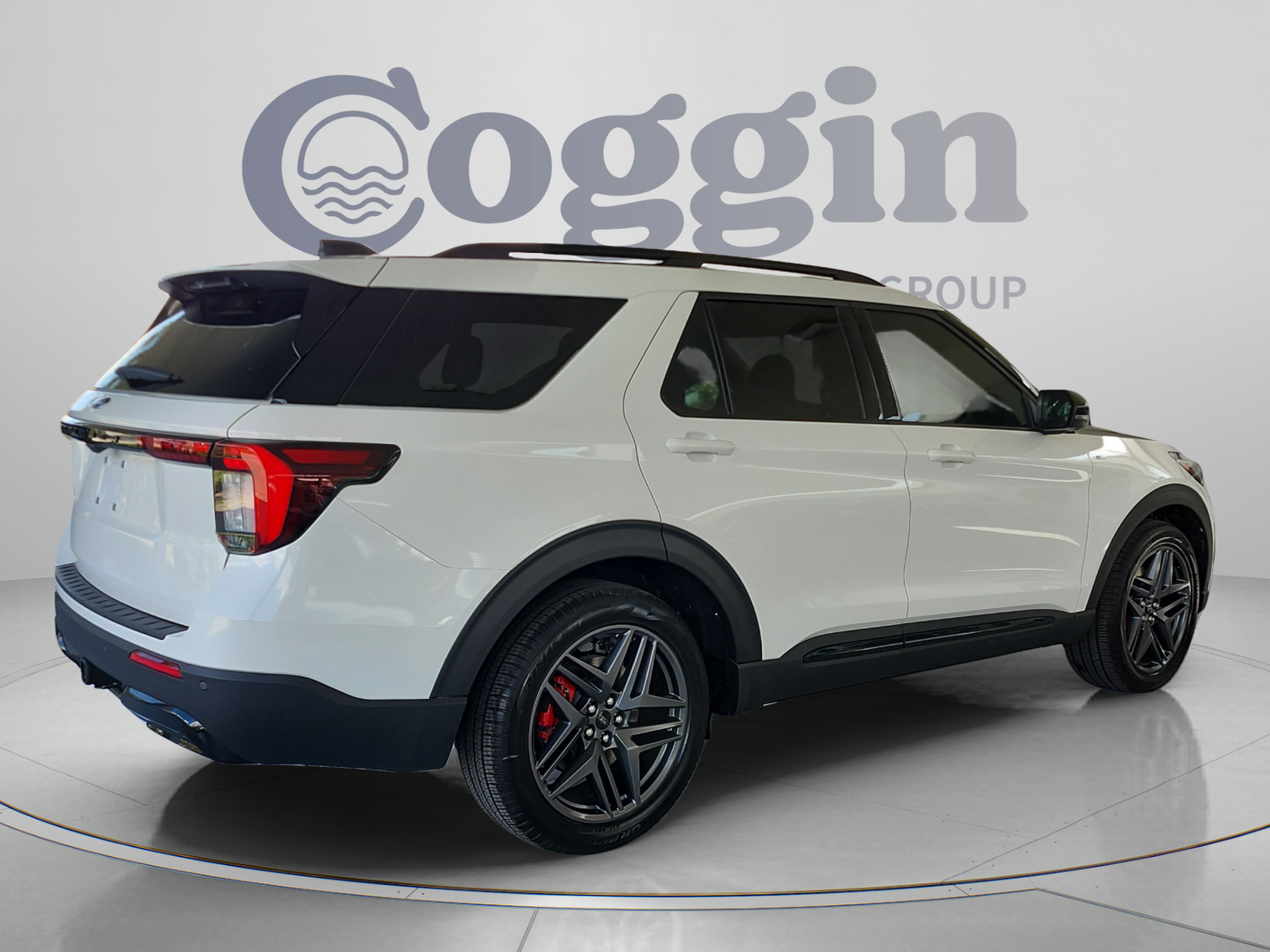 New 2026 Ford Explorer ST-Line w/ ST-Line Street Pack RWD image 5
