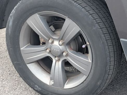 Used 2015 Jeep Patriot High Altitude AWD/4WD image 11