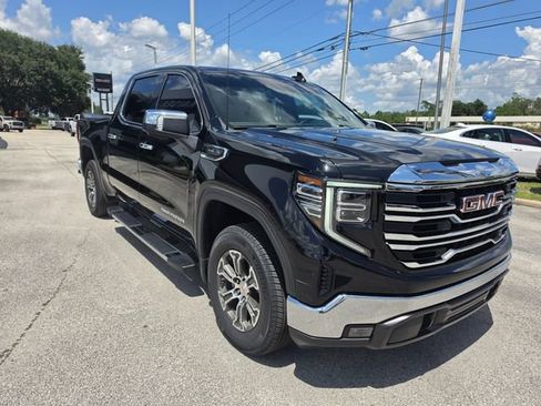 Used 2025 GMC Sierra 1500 SLT RWD image 7