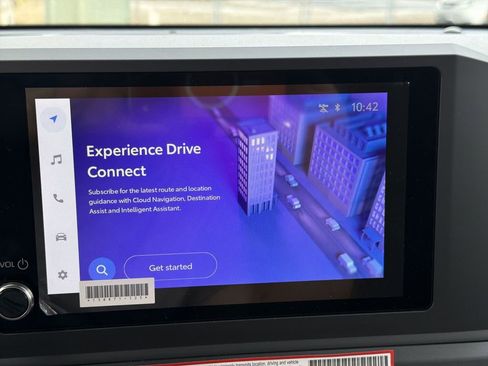 Used 2025 Toyota Tacoma SR image 22