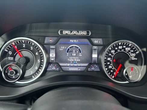 Used 2019 RAM 1500 Big Horn image 20