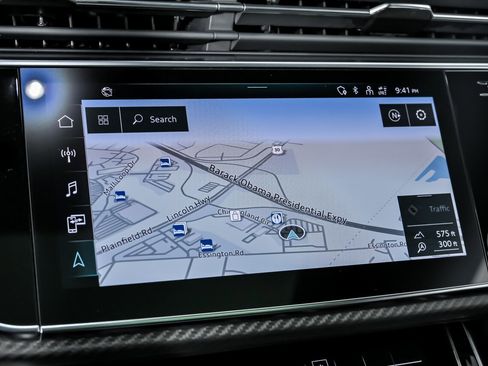 Used 2023 Audi RS Q8 image 32