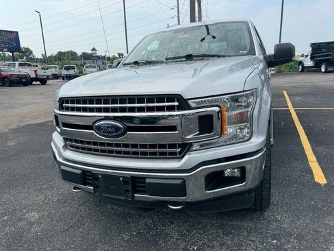Used 2018 Ford F150 XLT w/ Equipment Group 302A Luxury AWD/4WD image 4