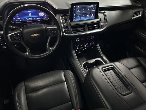 Used 2023 Chevrolet Tahoe Z71 w/ Luxury Package AWD/4WD image 12