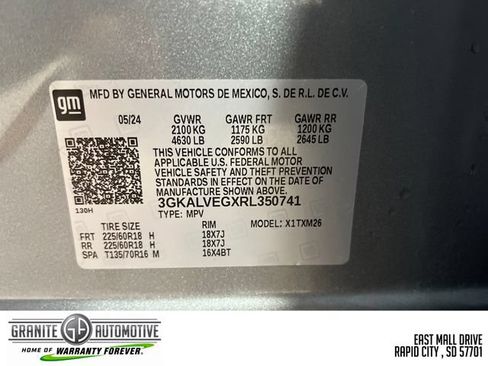 Used 2024 GMC Terrain SLT AWD/4WD image 30