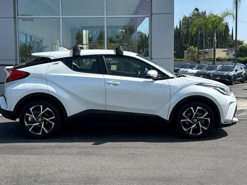 Certified 2021 Toyota C-HR XLE FWD image 4
