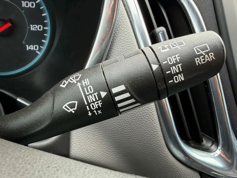 Used 2020 Chevrolet Equinox LS w/ LS Convenience Package FWD image 26